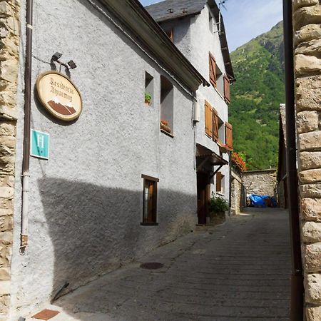 Hostal Aiguamog Salardú Zewnętrze zdjęcie