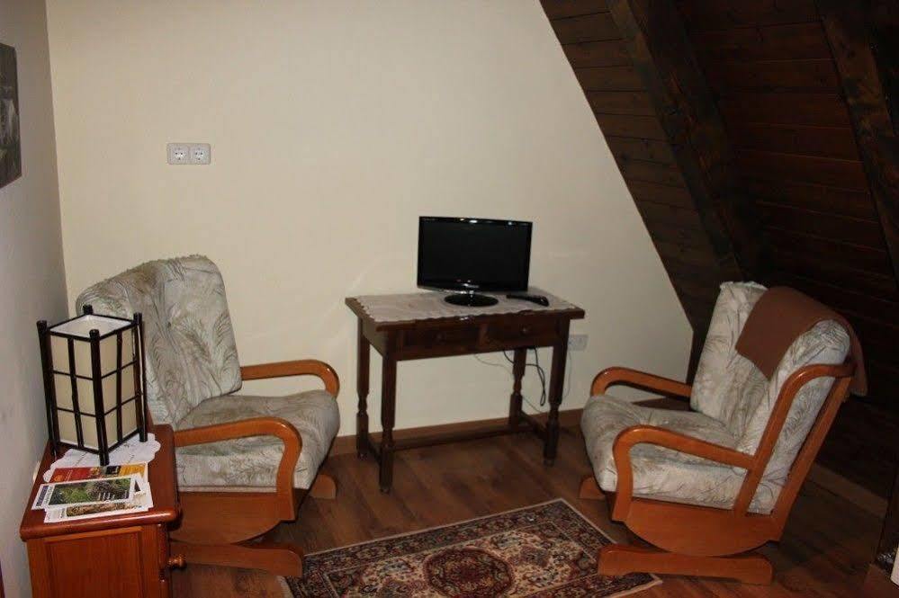 Hostal Aiguamog Salardú Zewnętrze zdjęcie