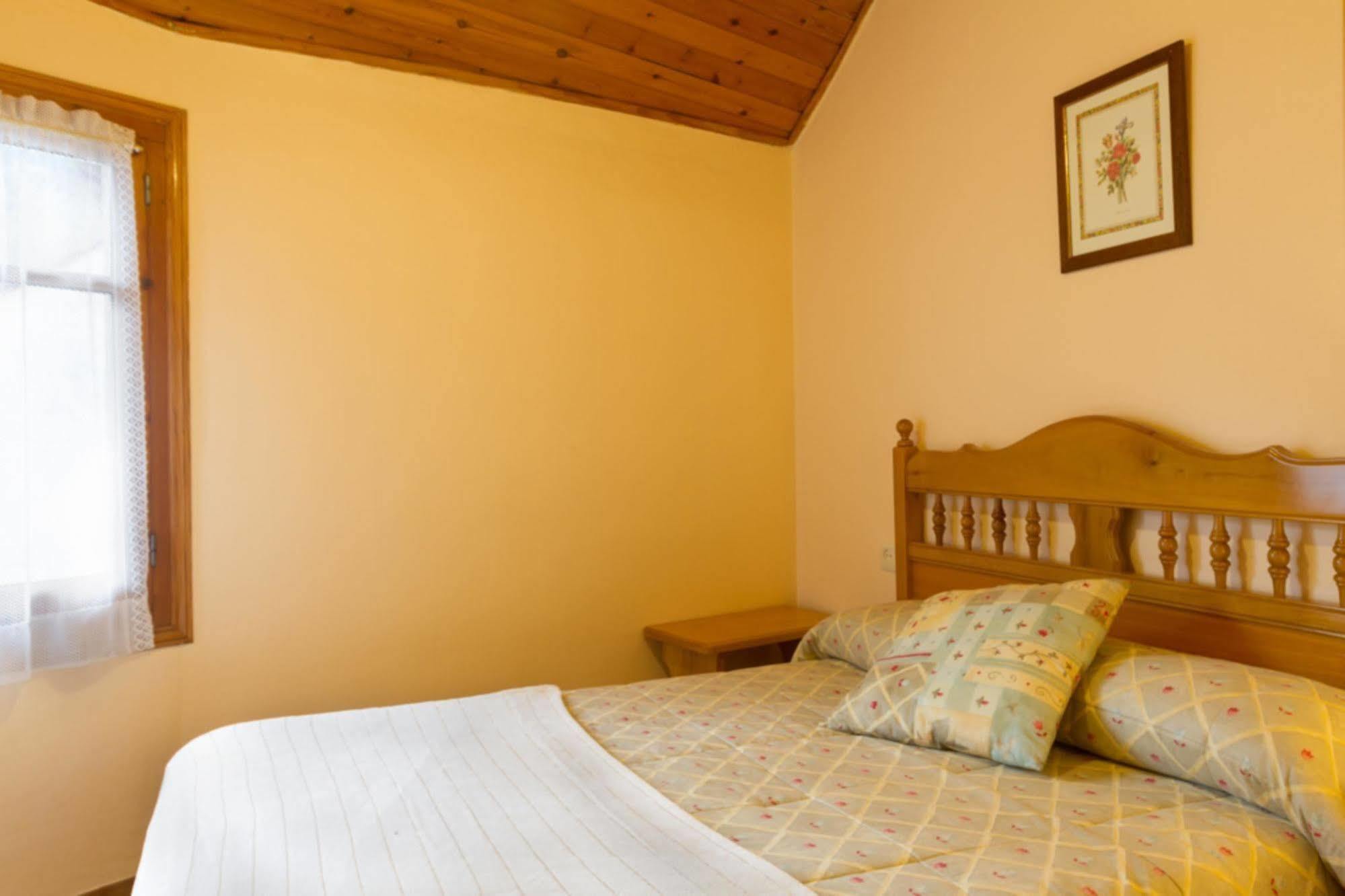 Hostal Aiguamog Salardú Zewnętrze zdjęcie