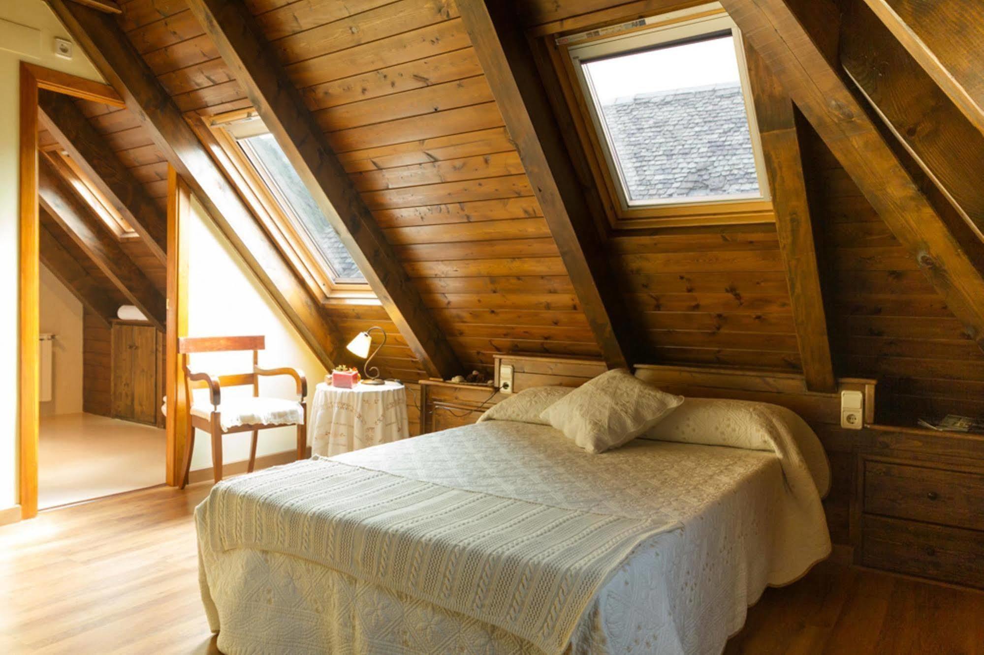 Hostal Aiguamog Salardú Zewnętrze zdjęcie