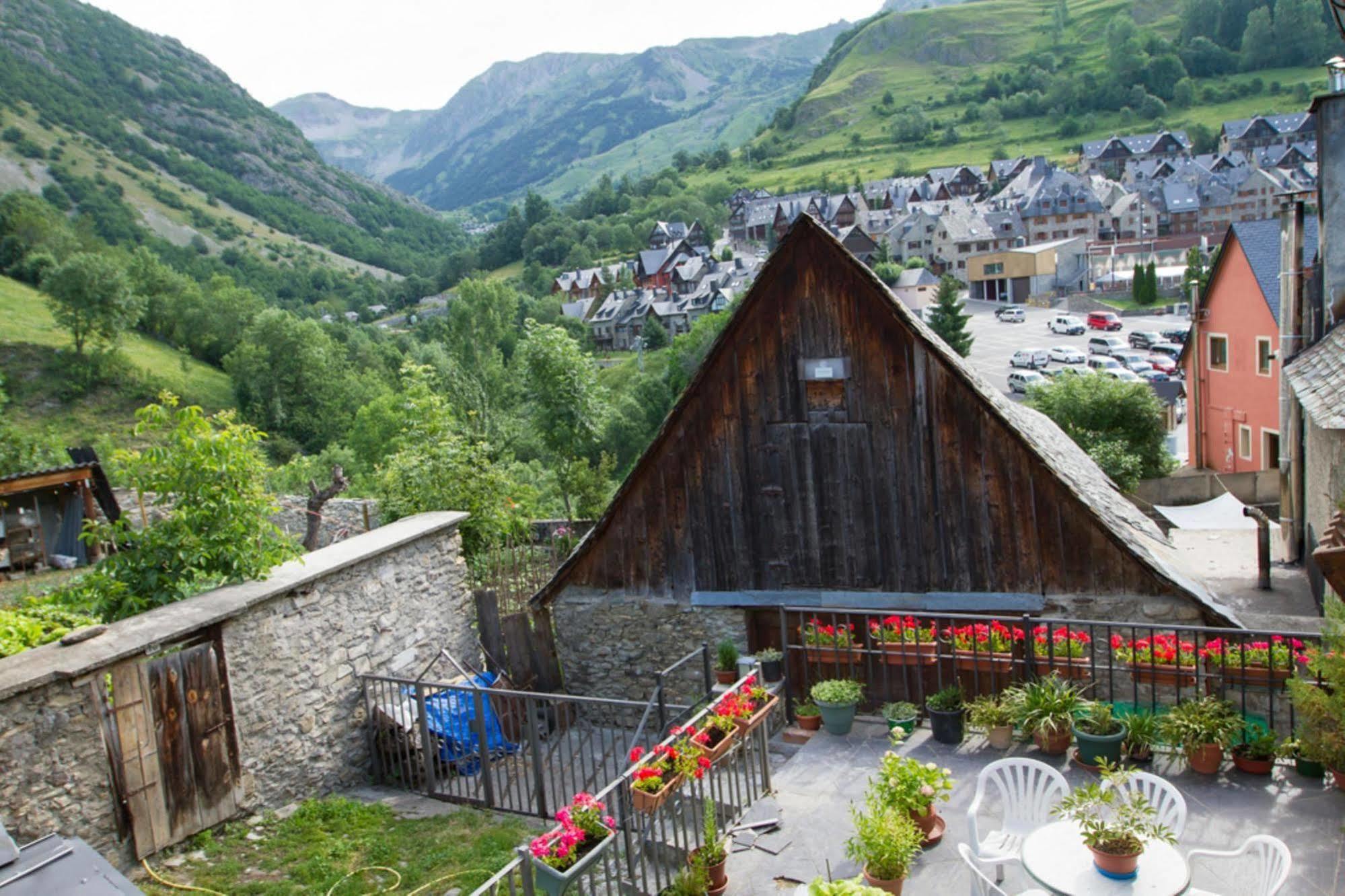 Hostal Aiguamog Salardú Zewnętrze zdjęcie